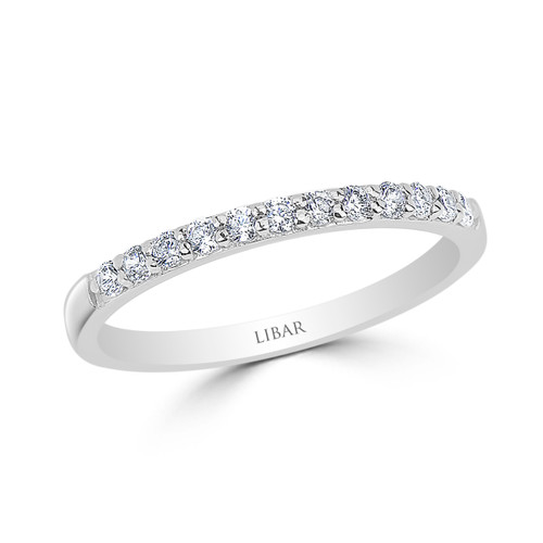 Ladies Shared Claw Pave Set Straight Band