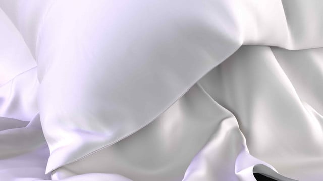 Close-up of the smooth weave of the FORM TENCEL™ Sheets