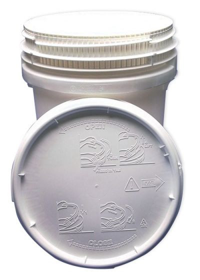 12 GALLON PLASTIC PAIL WITH WHITE SCREW TOP LID WHITE