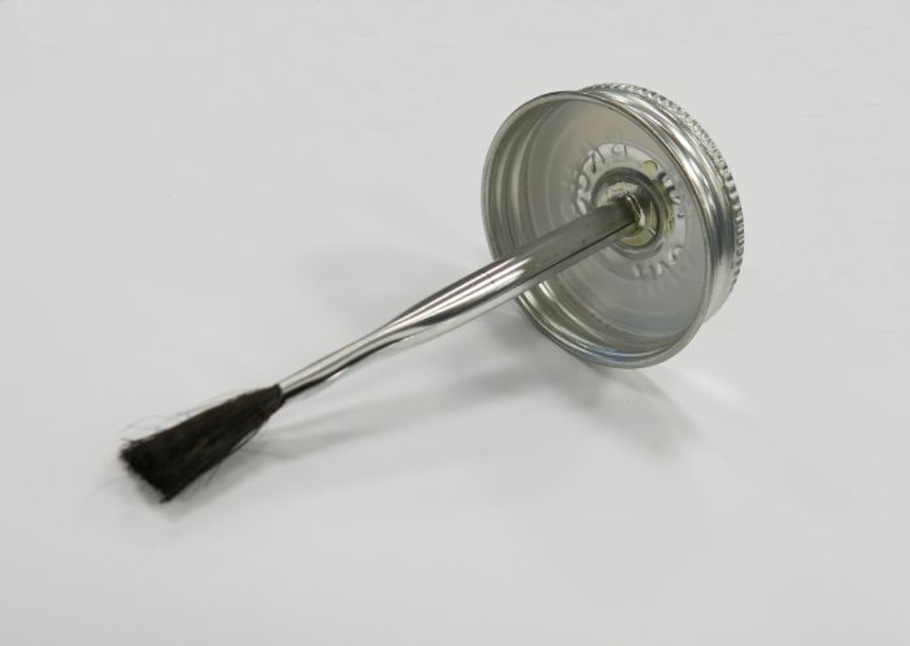 1 ¾ INCH DELTA BRUSH CAP FOR ½ PINT METAL CAN