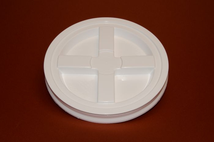 2 Gallon Gamma Seal™ Plastic Pail Lid - White