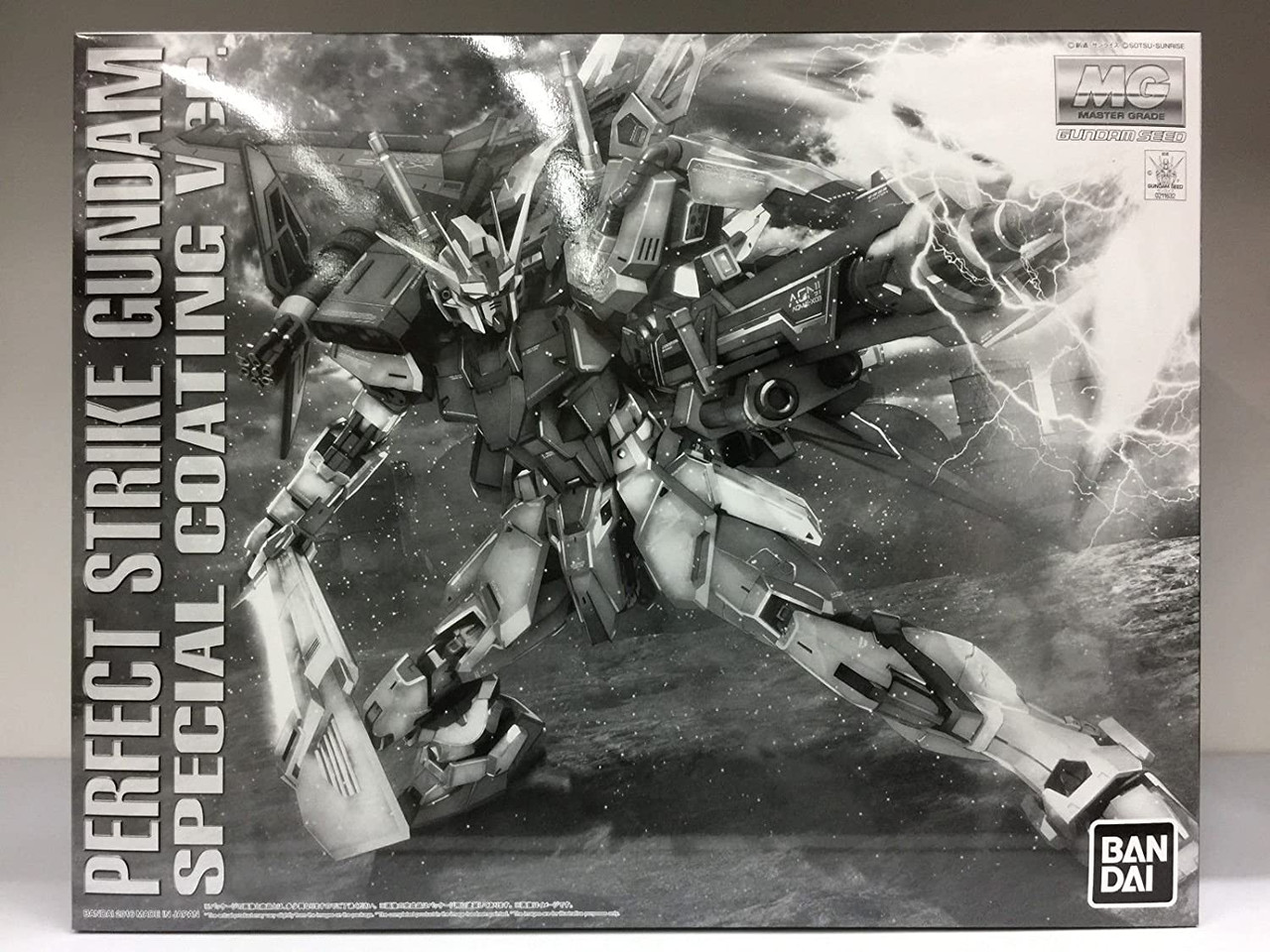 ロボット MG PERFECT STRIKE GUNDAM SPECIAL COATING Bandai MG 1/100 Perfect Strike Gundam Special Coating Ver