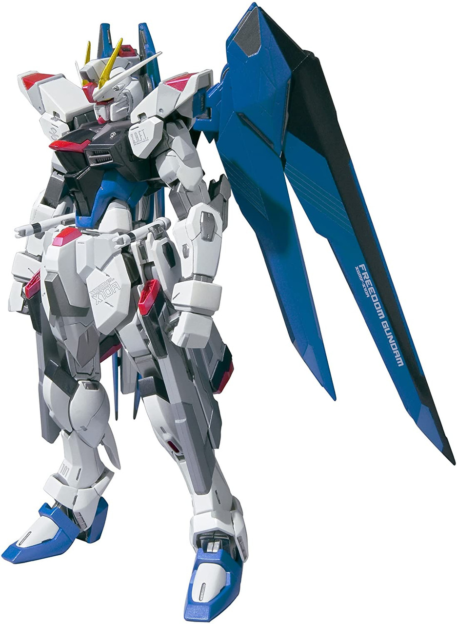 ロボット BANDAI L BUILD STRIKE FREEDOM GUNDAM Amazon.com: TAMASHII NATIONS - Mobile Suit Gundam Seed Destiny