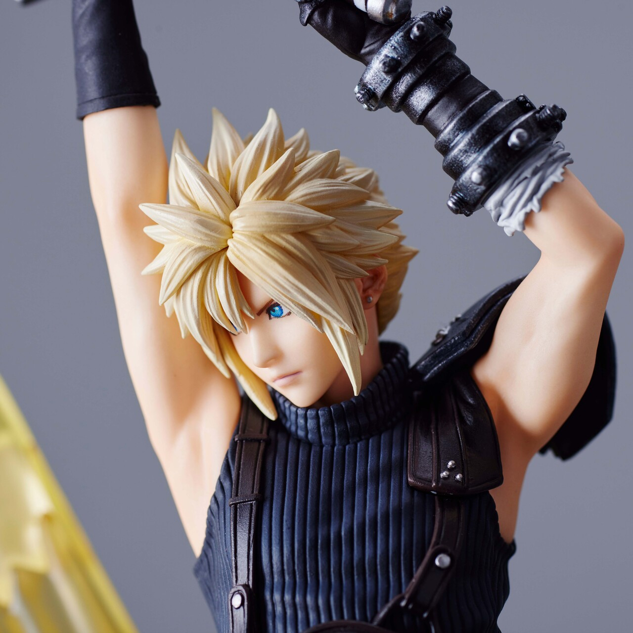 Figura - Cloud Strife - FINAL FANTASY VII REBIRTH | SQUARE ENIX Store