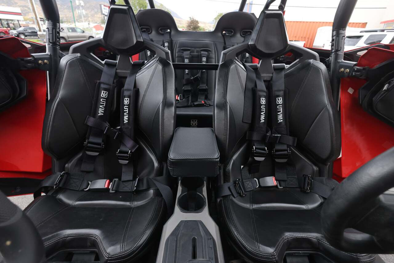 UTVMA RZR Pro 4 Front Armrest with Bracket (2020-2024)