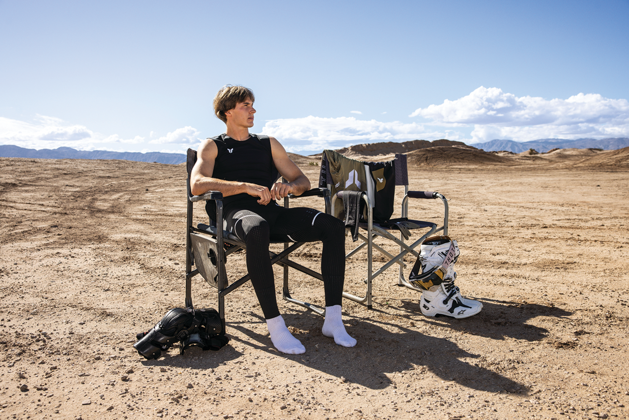 THOR Youth Comp Sleeveless Shirt - Black - Medium 2942-0024