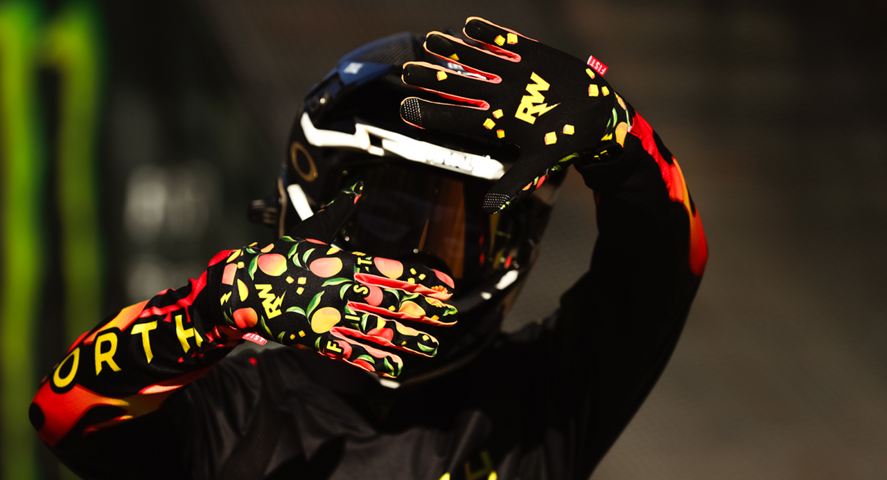 FIST HANDWEAR Strapped R-Willy Red Label Mango Madness Gloves - XS F-GS-01521-XS