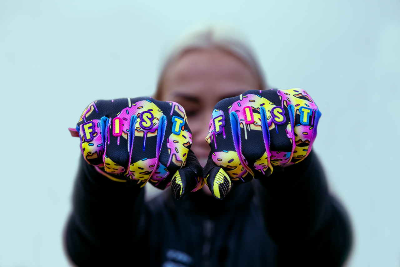 FIST HANDWEAR Strapped Caroline Buchanan Red Label Sprinkle Fades Gloves - Medium F-GS-01520-M