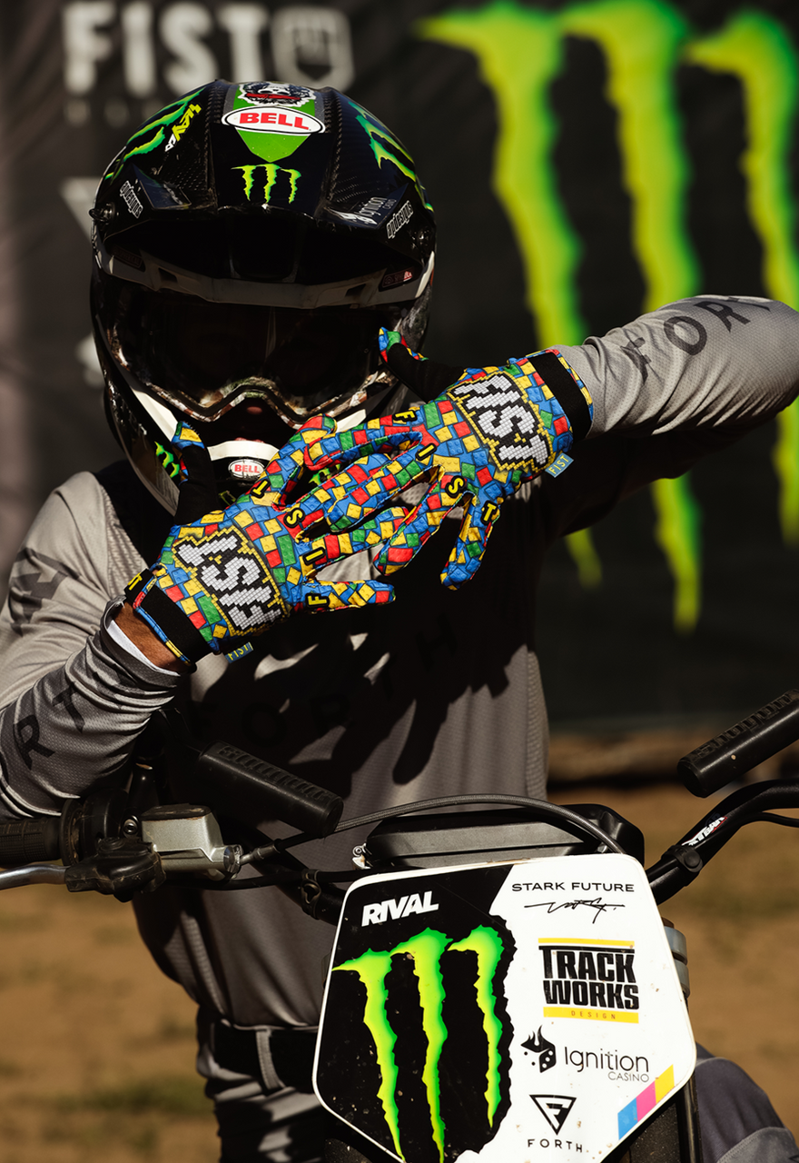 FIST HANDWEAR Strapped Build Gloves - XS F-GS-01516-XS