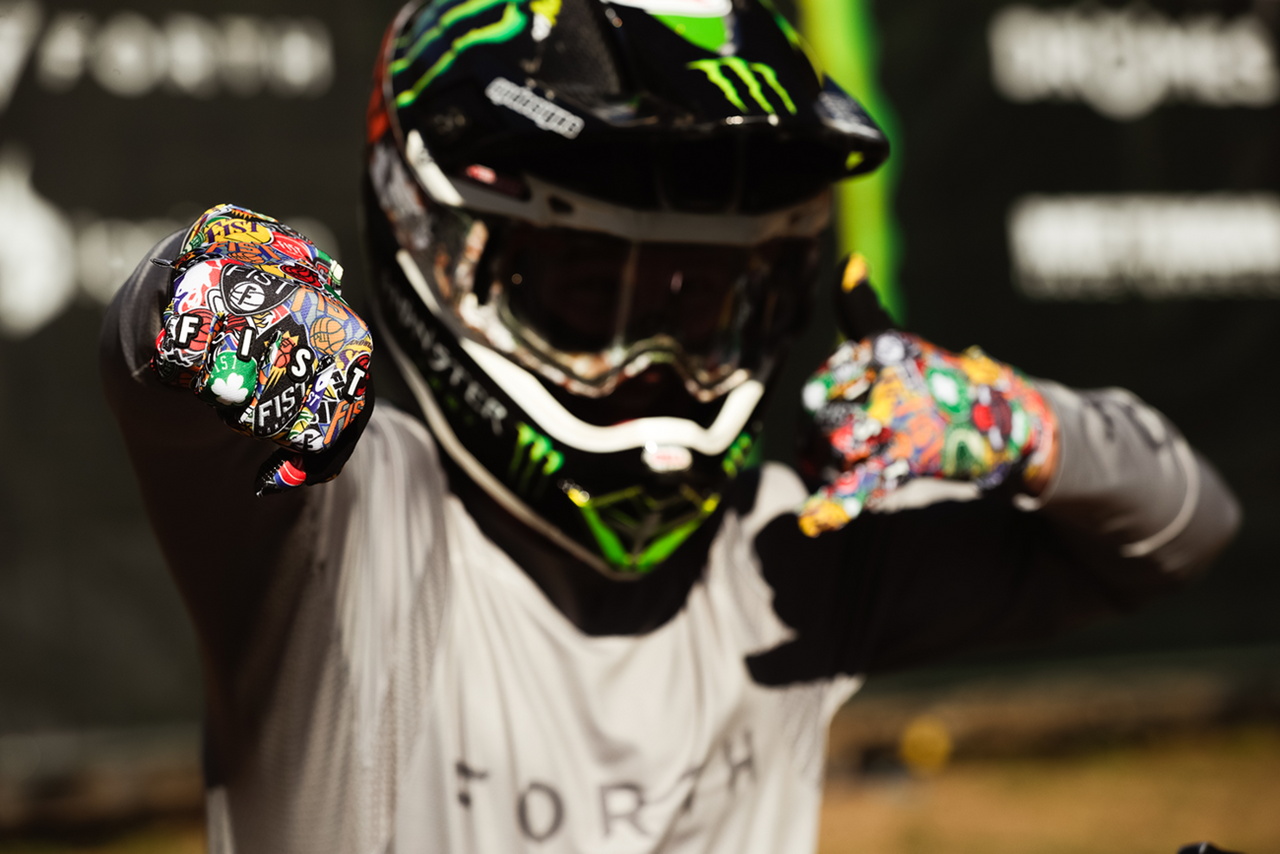 FIST HANDWEAR Strapped Hard Court Gloves - 2XS F-GS-01515-XXS