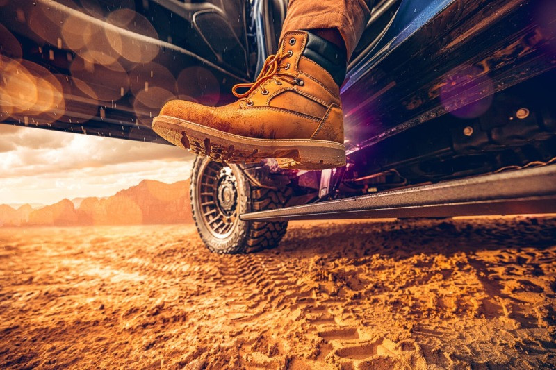 AMP Research 2025 RAM 2500/3500 HD PowerStep