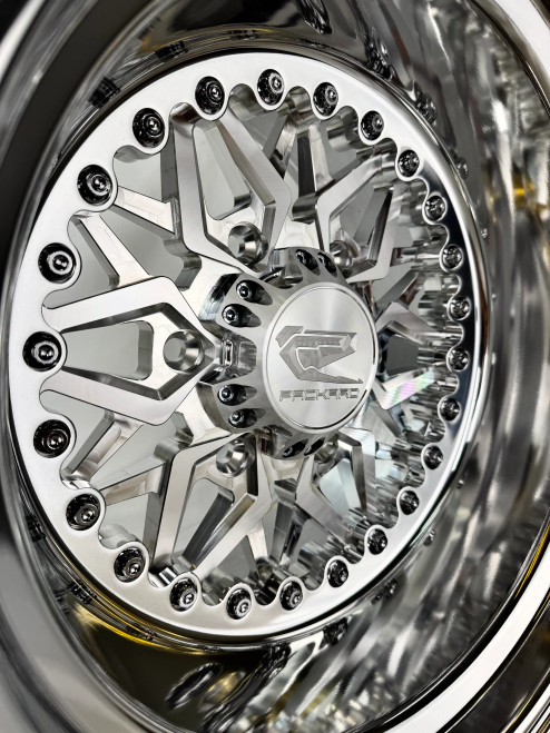 Impact - FF Forged Polished Silver Maverick R 6x139.7