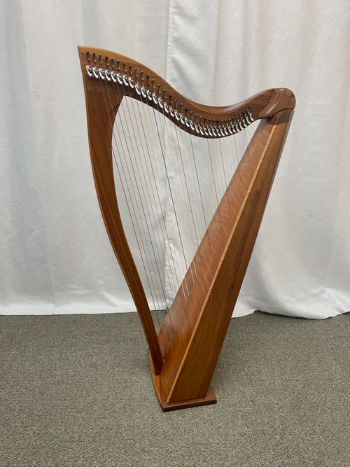 Pre-Owned Dusty Strings FH-34 Walnut