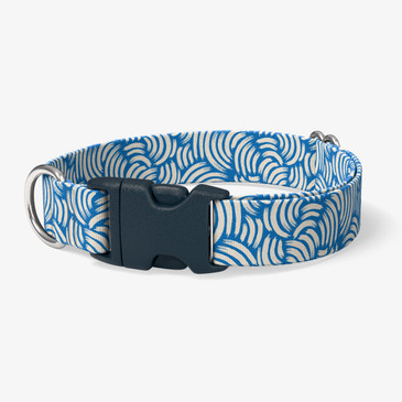 image of front of collar.
