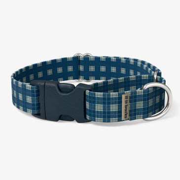 front view of collar