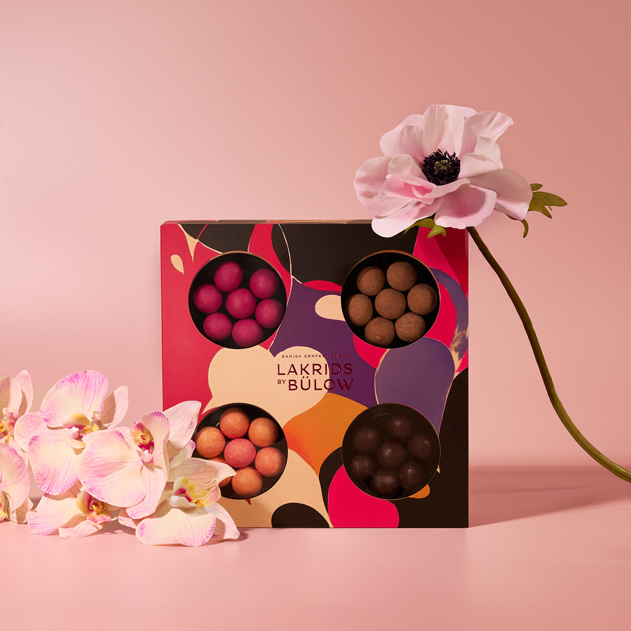 SMALL LOVE SELECTION BOX - 175G