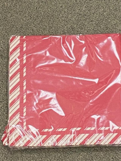 red napkins w/ white border Christmas