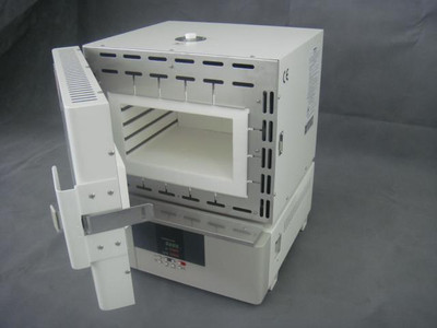 Yamato Muffle Furnace  w/comm port 30L 220V