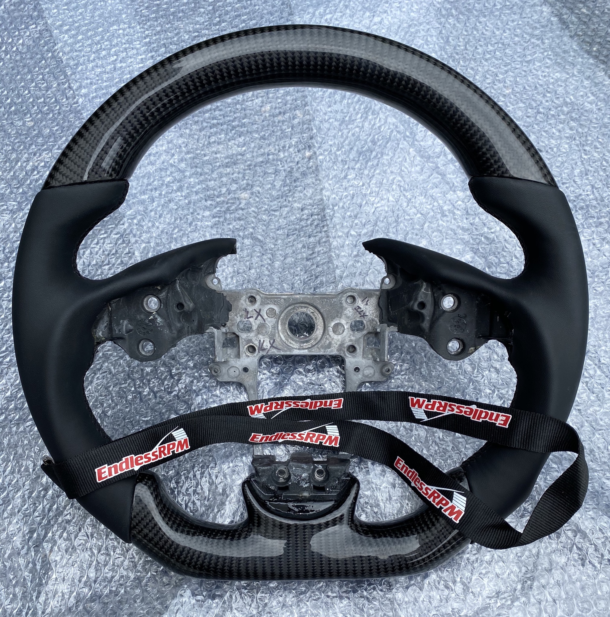 Steering Wheel with Optional Custom Graphics – Superior Steering Wheels