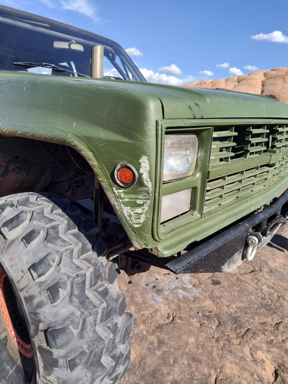 Rub the rocks with confidence 