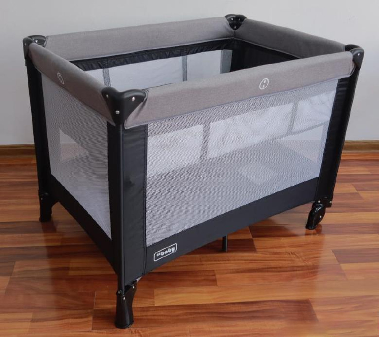 Compact Bassinet Travel Cot - Eurobaby
