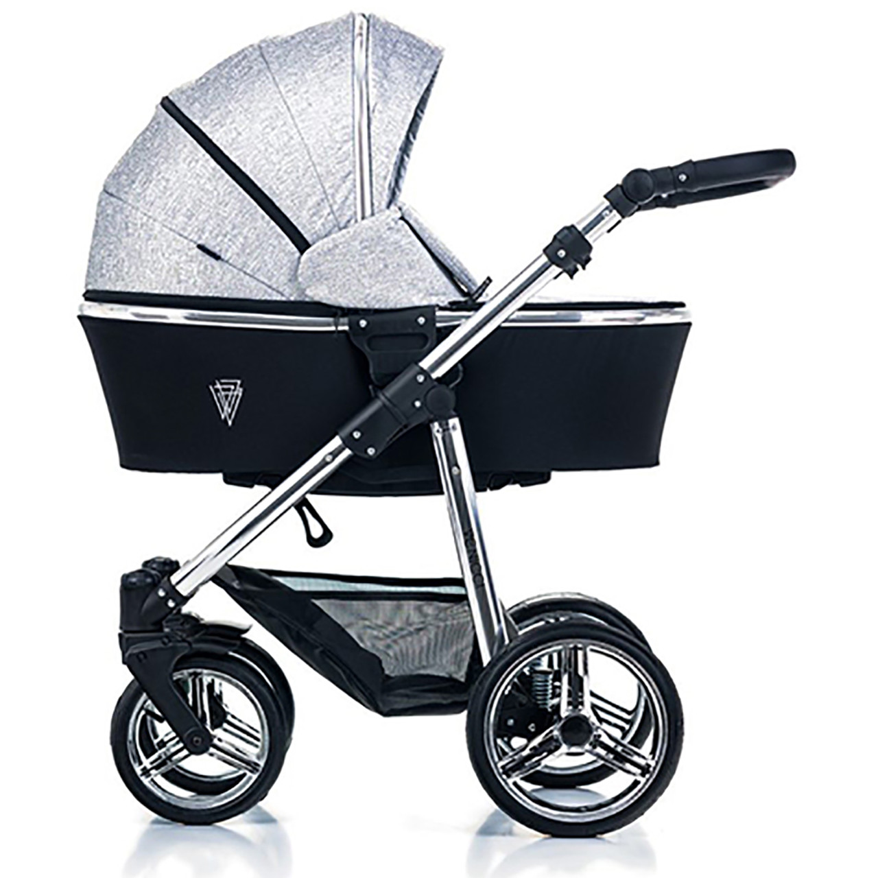 venicci pram silver spark