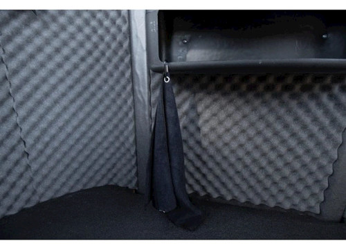 BANKS OUTDOORS BLIND TOWEL WITH CARABINER|STTOWEL