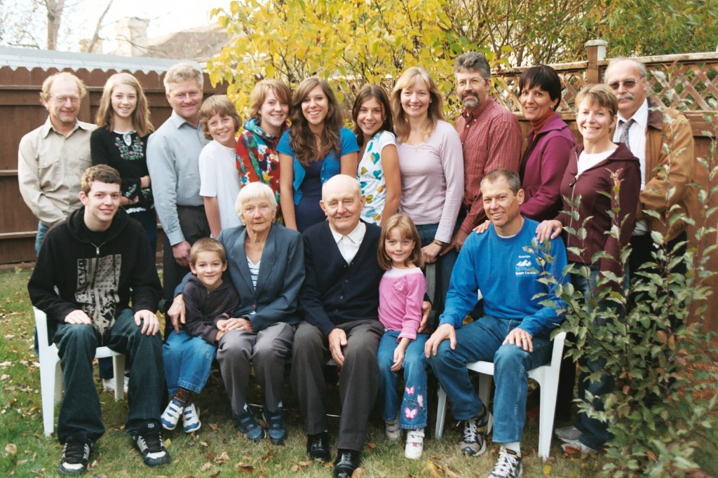 2007-10-wilfred-dora-family-020-18.jpg