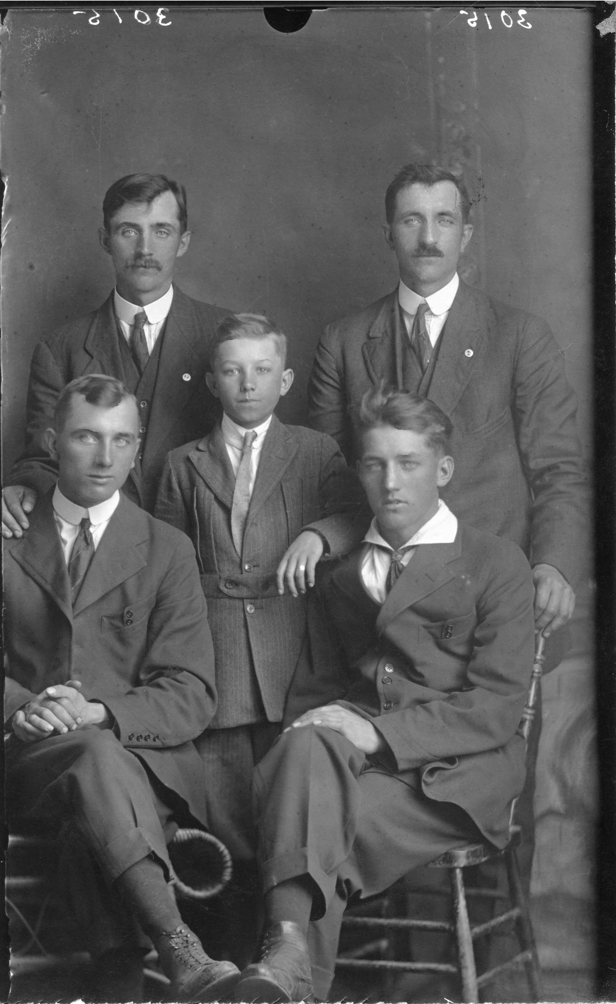 2020-10-26-simon-herauf-brothers.jpg