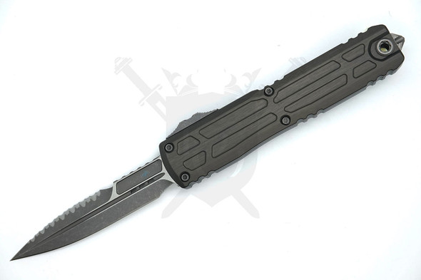 Microtech Ultratech EX ZBP Bayonet D/E Apocalyptic blade open with Natural Clear milled handle – Signature Series OTF knife