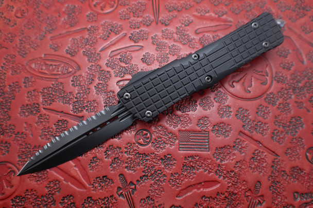 Microtech Combat Troodon Automatic OTF Delta D/E Frag Shadow Fluted DLC Full Serrated Carbon Fiber Button DLC and Flamed Hardware Nickel Boron Internals