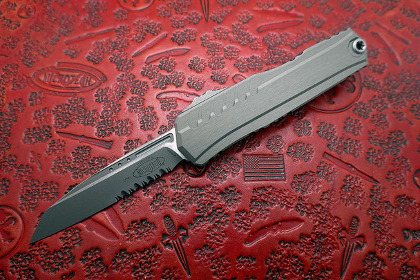 Microtech/DC Munroe 2023 Cypher II Automatic OTF Apocalyptic Reverse Tanto Combo Blade, Milled Natural Clear Aluminum Handles