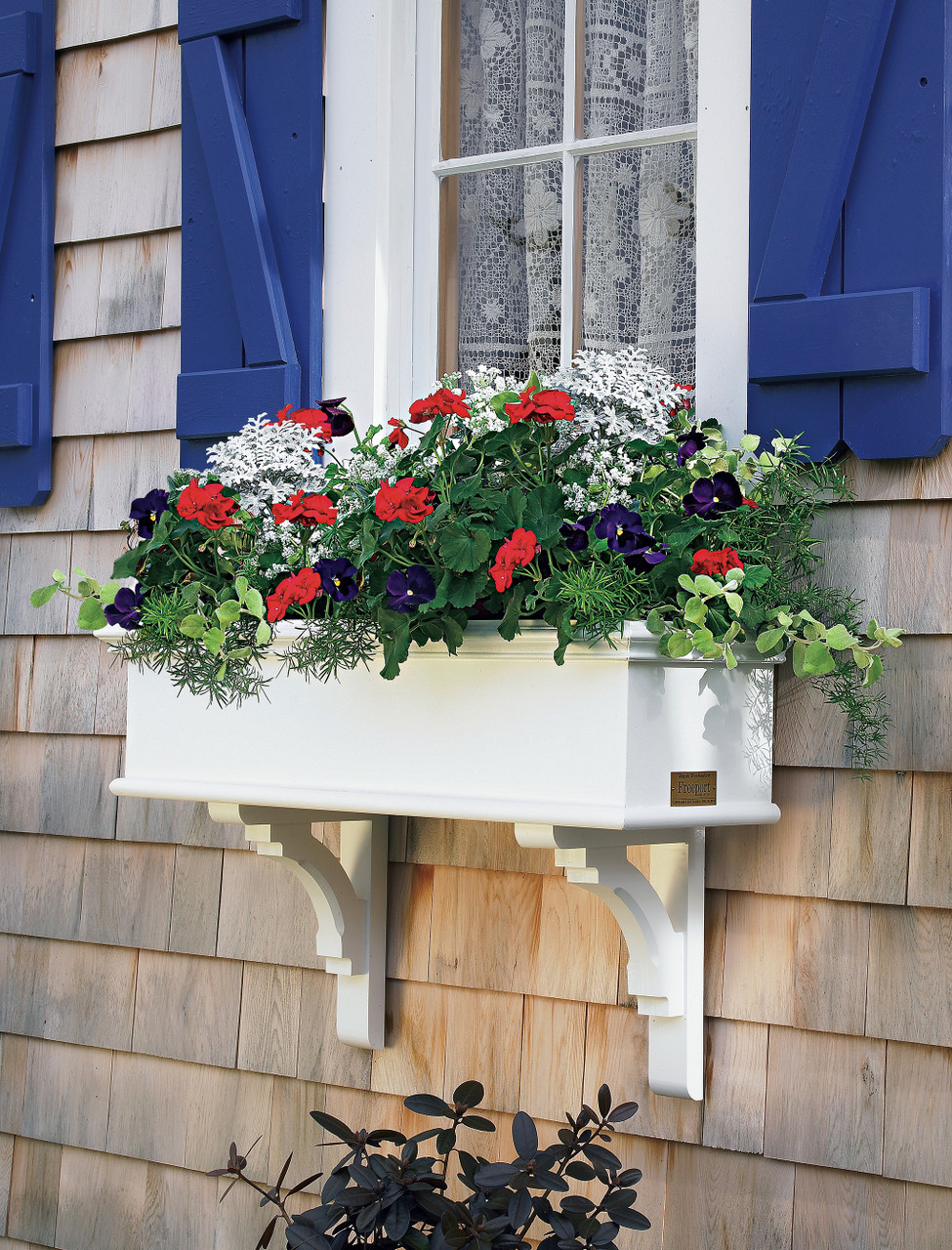 Walpole Outdoors Bullnose Window Box - Thumbnail 2