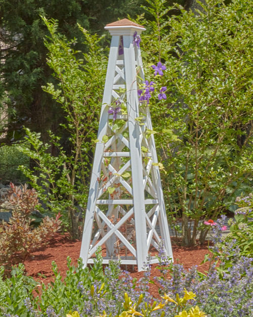Lattice Obelisk Base