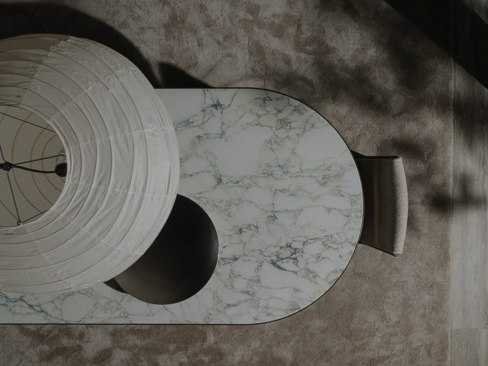 Oval Dining Tables