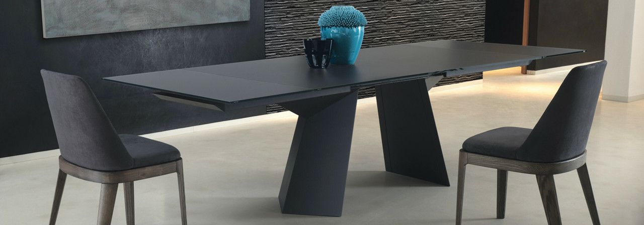 Extendable Dining Tables