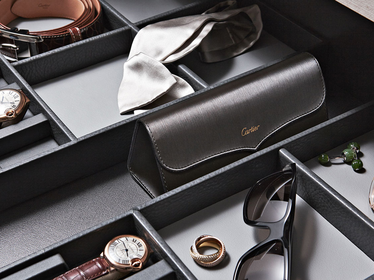 Molteni&C Gliss Master Deep Wardrobes by Vincent Van Duysen