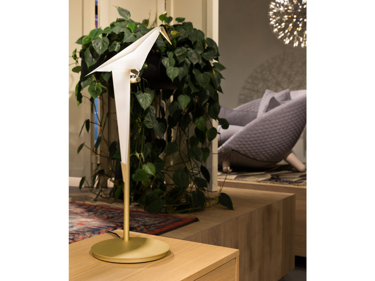 moooi Perch Table Lamp by Umut Yamac