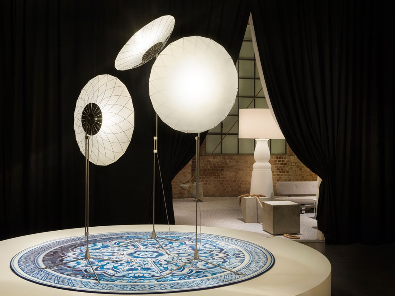 Moooi Filigree Floor Lamp by Rick Tegelaar