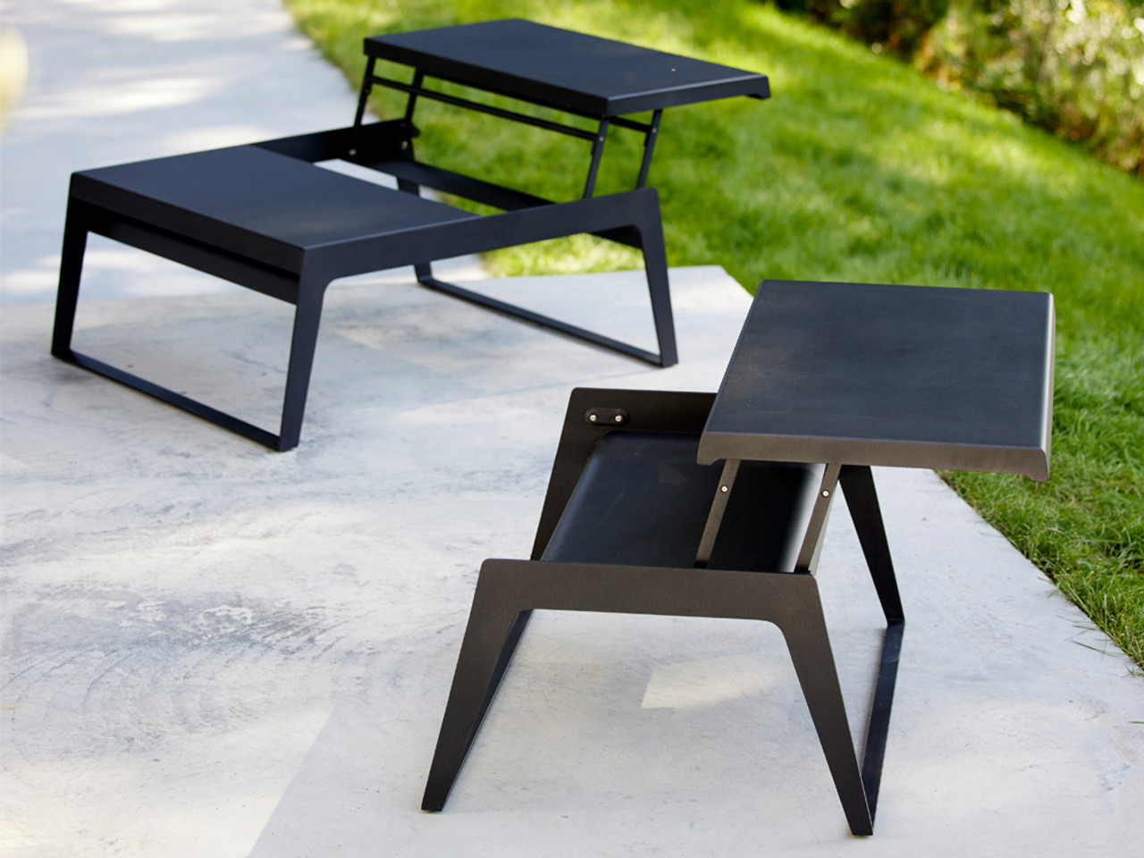 Chill-Out Coffee Table - Quickship