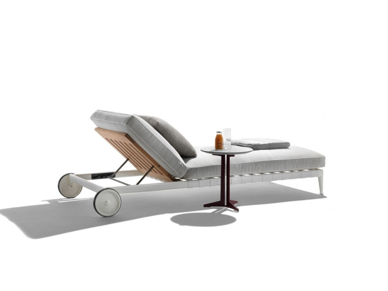 Flexform Atlante Outdoor Chaise Lounge 