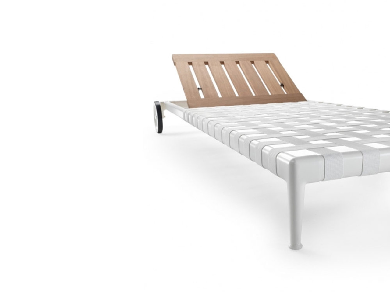 Flexform Atlante Outdoor Chaise Lounge 
