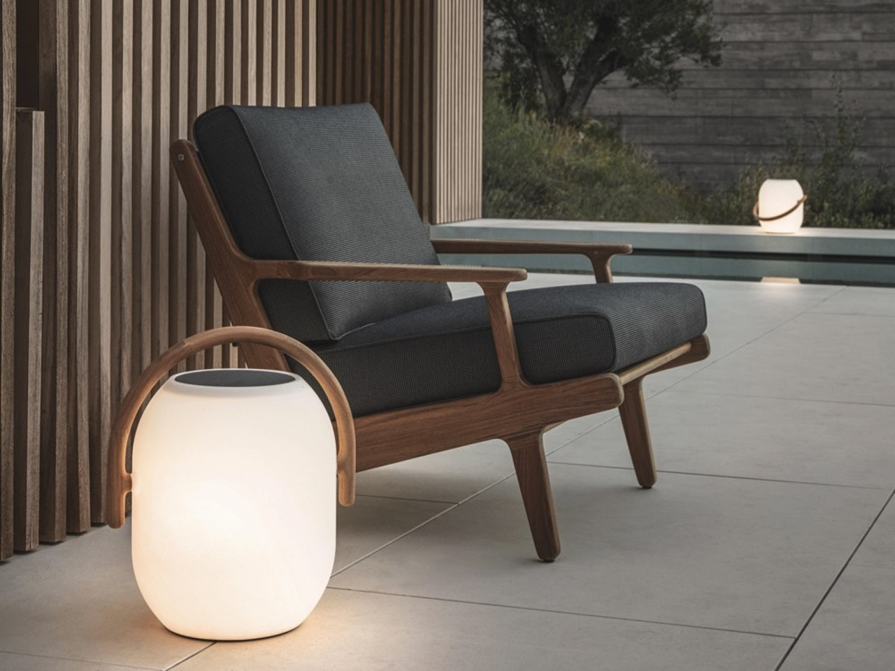 Ambient Cocoon Solar Lantern