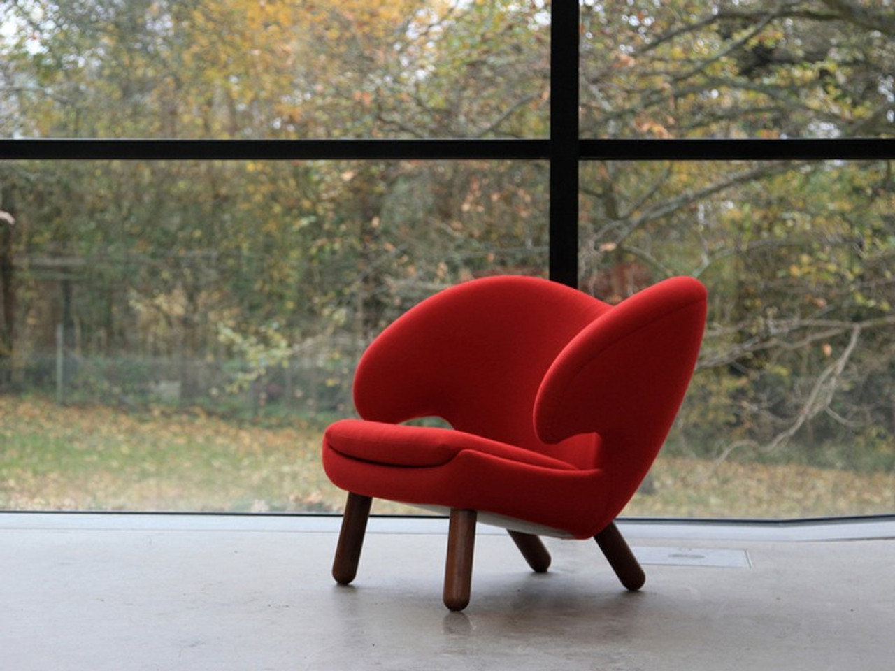 Pelican Lounge Chair