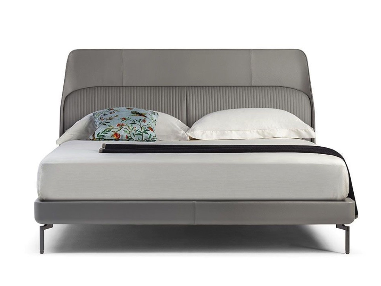Poltrona Frau Coupé bed by GamFratesi