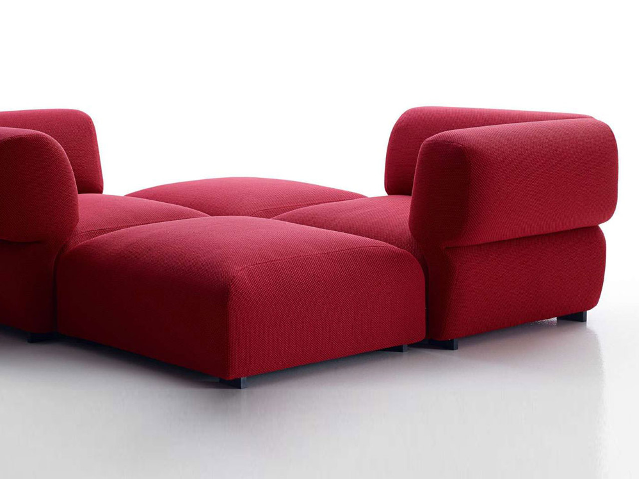 B&B Italia Butterfly Outdoor Sofa by Patricia Urquiola