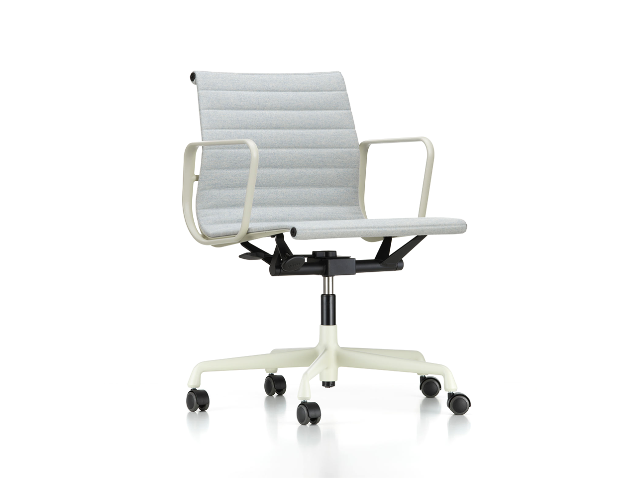 Eames Aluminium EA 117 Office Chair