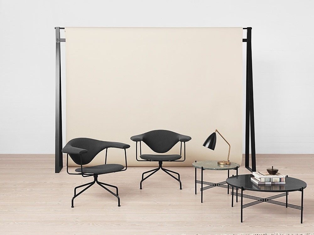 Gubi Masculo Lounge Chair by GamFratesi - Swivel Base