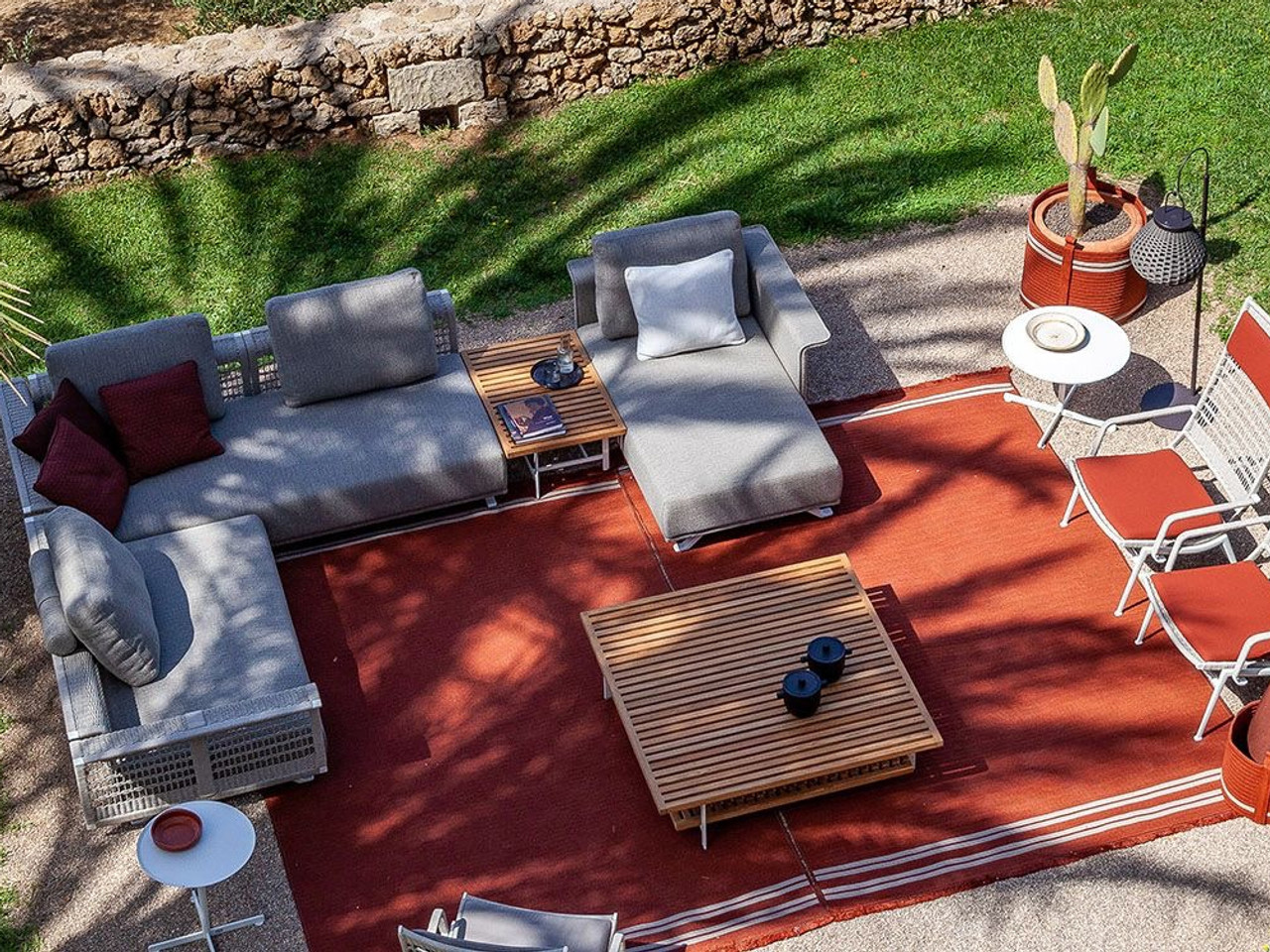 Solaria Outdoor Sofa