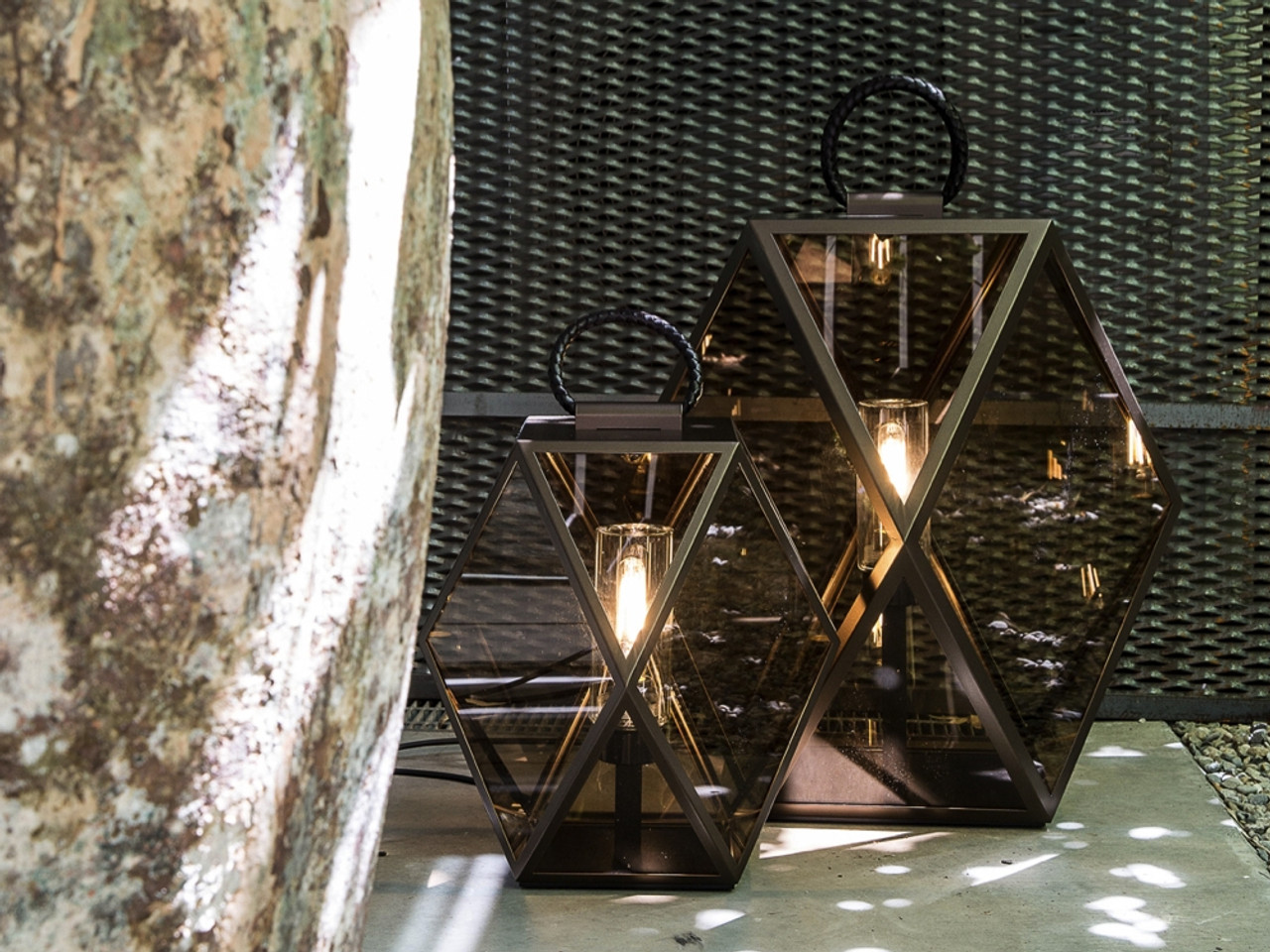 Muse Outdoor Large Lantern - Lacquered Bronze